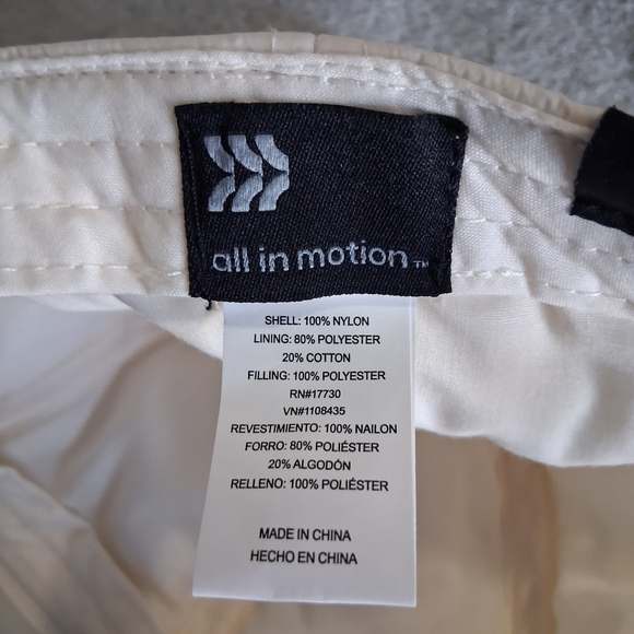 All in Motion Quilted Cream Cap womens unisex adult nylon OS NWT - Picture 7 of 7